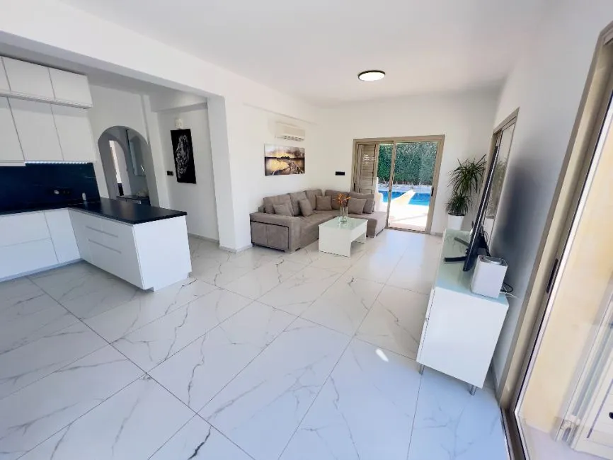 Villa For Sale - 8560 Peyia CY Image 7