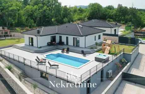 Villa For Sale 21260 Imotski HR