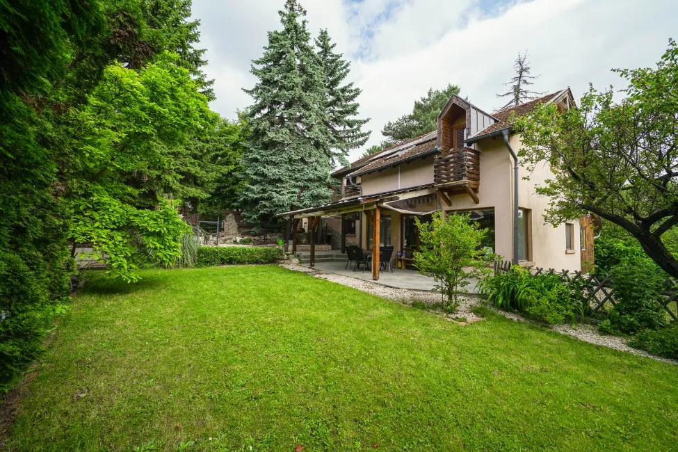 House For Sale - 2049 Diosd HU Image 1