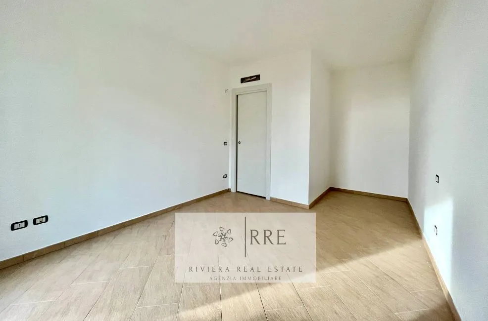 Apartment For Sale - 17021 ALASSIO IT Image 10