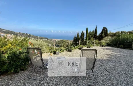 Villa For Sale 17021 ALASSIO IT