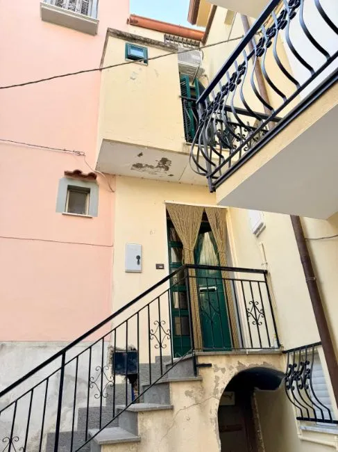 Triplex For Sale - 88060 sant'Andrea apostolo dello ionio IT Image 2